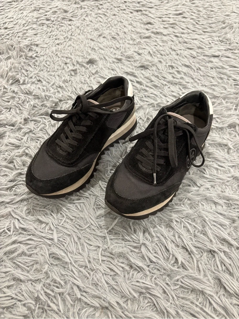 Tory Burch Sneakers Women’s 6.5 M Sawtooth Suede Canvas Black Grey Logo Trainers